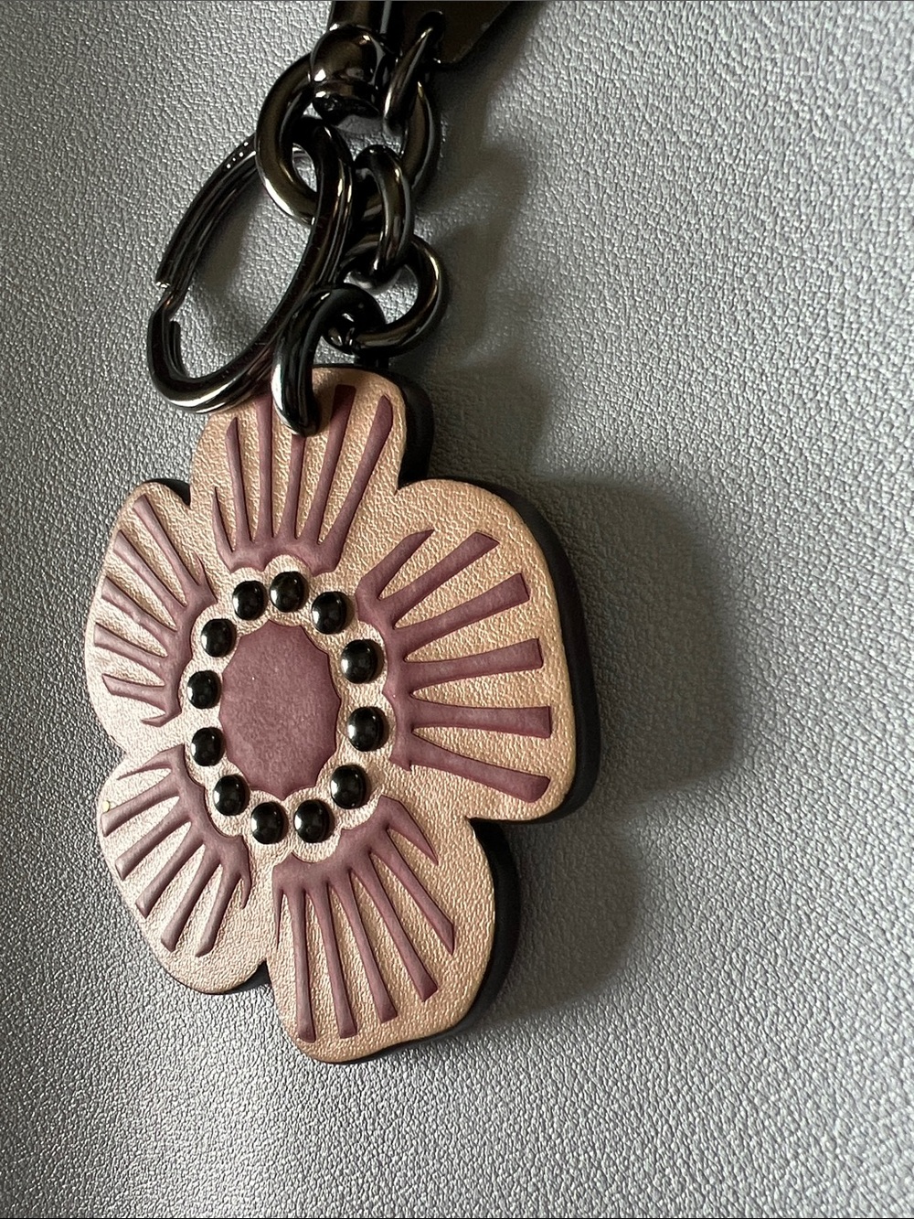 Coach Leather Tea Rose Flower Charm Keychain Gunmetal Studded Floral - Picture 10 of 14